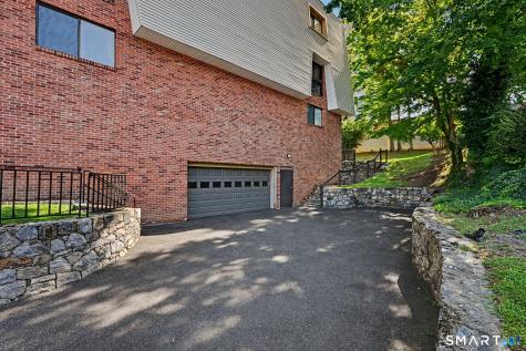 1 Valley Road Stamford CT 06902
