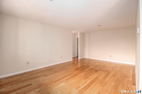 28 Rollingwood Drive Brookfield CT 06804