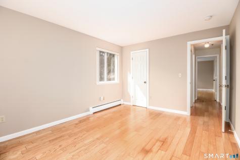 28 Rollingwood Drive Brookfield CT 06804