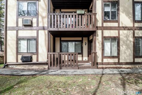 28 Rollingwood Drive Brookfield CT 06804