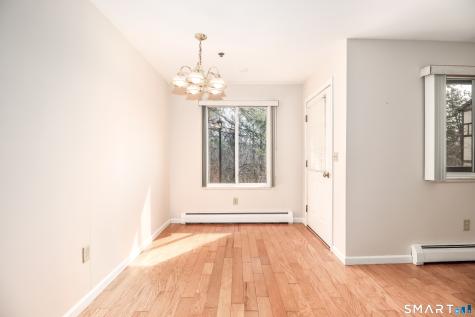 28 Rollingwood Drive Brookfield CT 06804