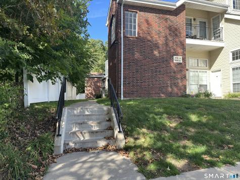 212 Carriage Crossing Lane Middletown CT 06457