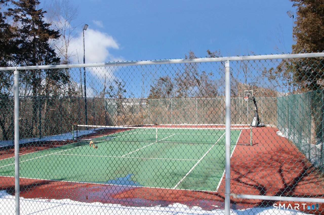 212 Carriage Crossing Lane Middletown CT 06457