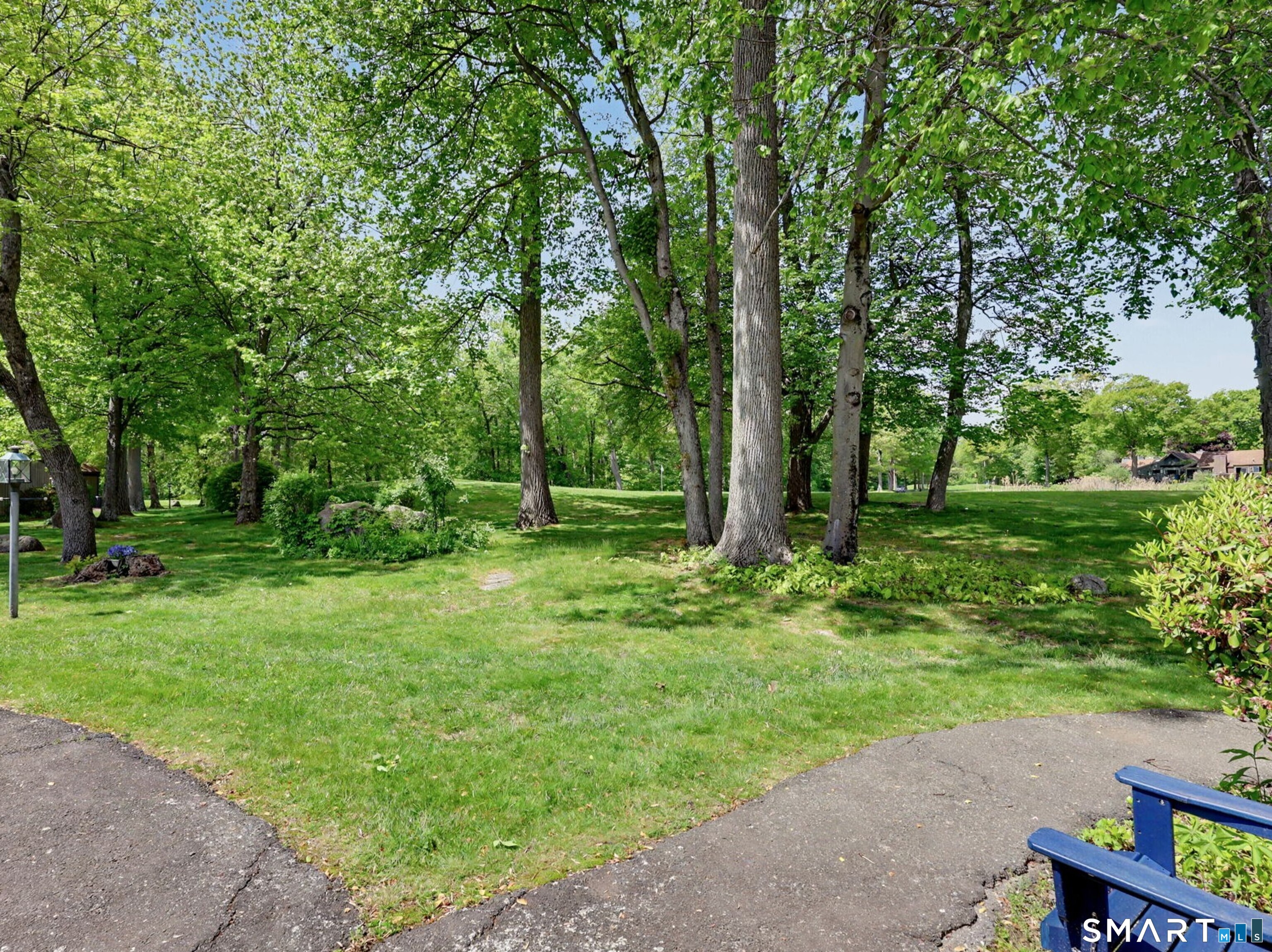 261 Agawam Drive Stratford CT 06614