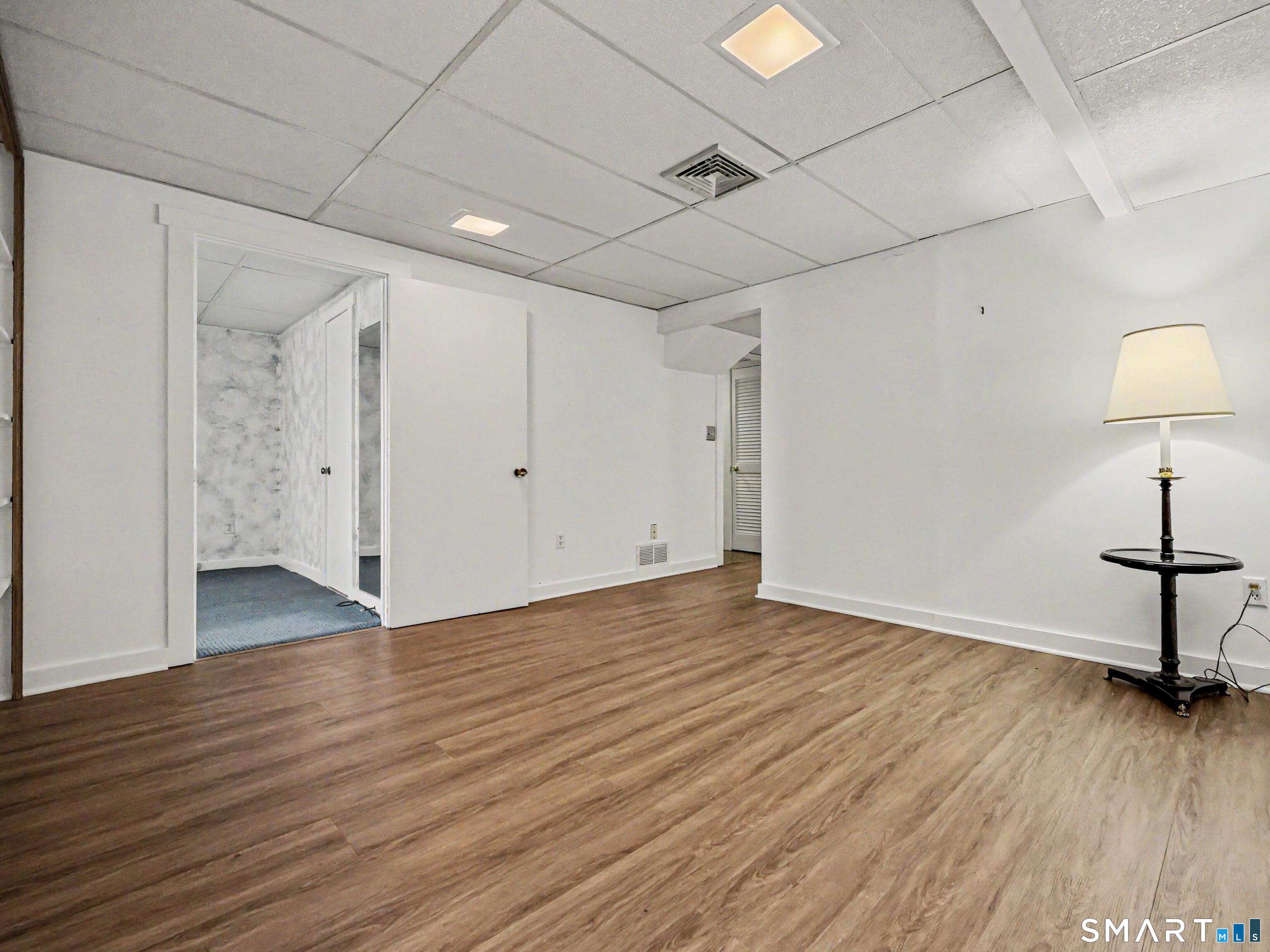 261 Agawam Drive Stratford CT 06614