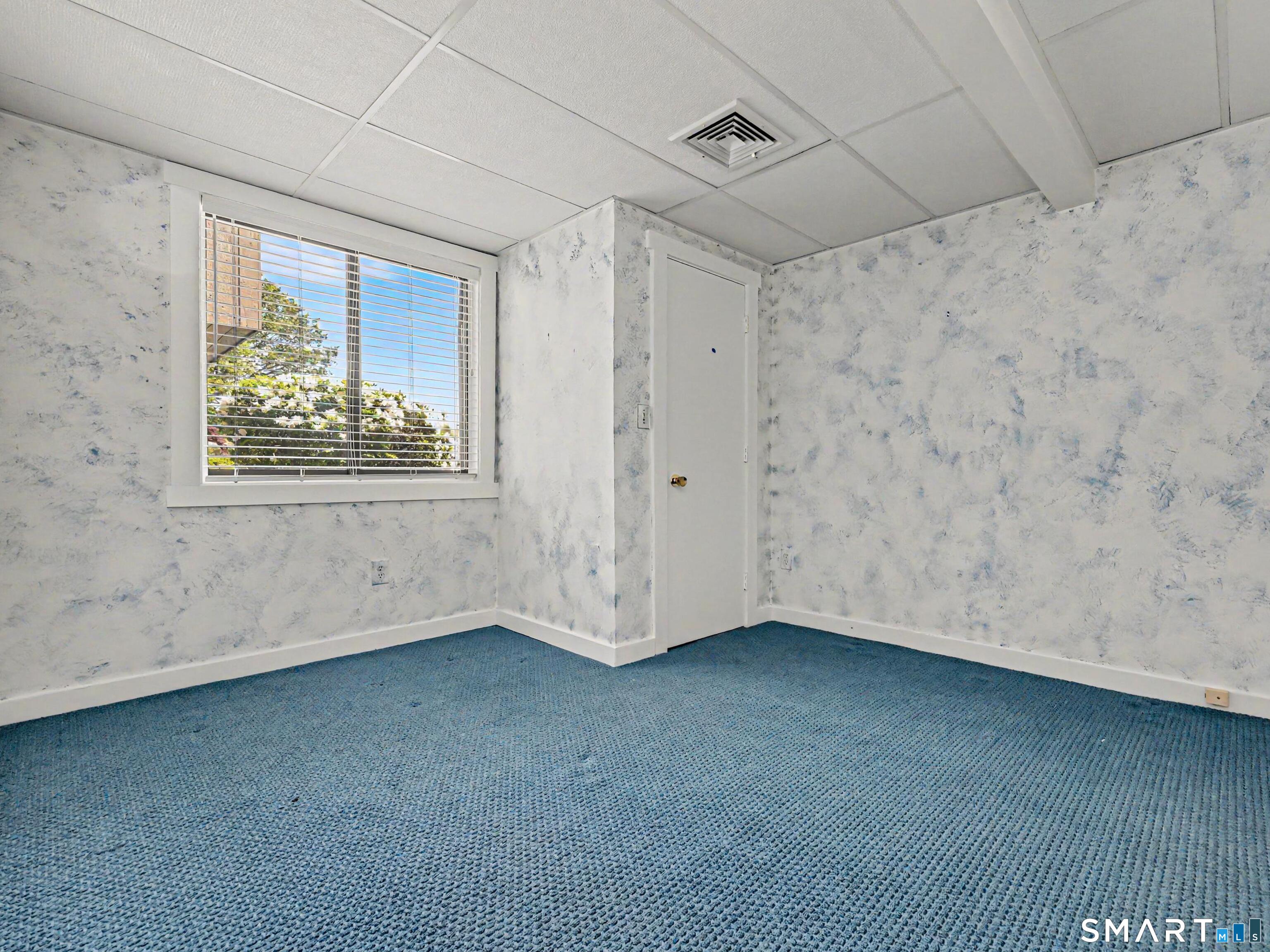 261 Agawam Drive Stratford CT 06614