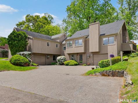261 Agawam Drive Stratford CT 06614