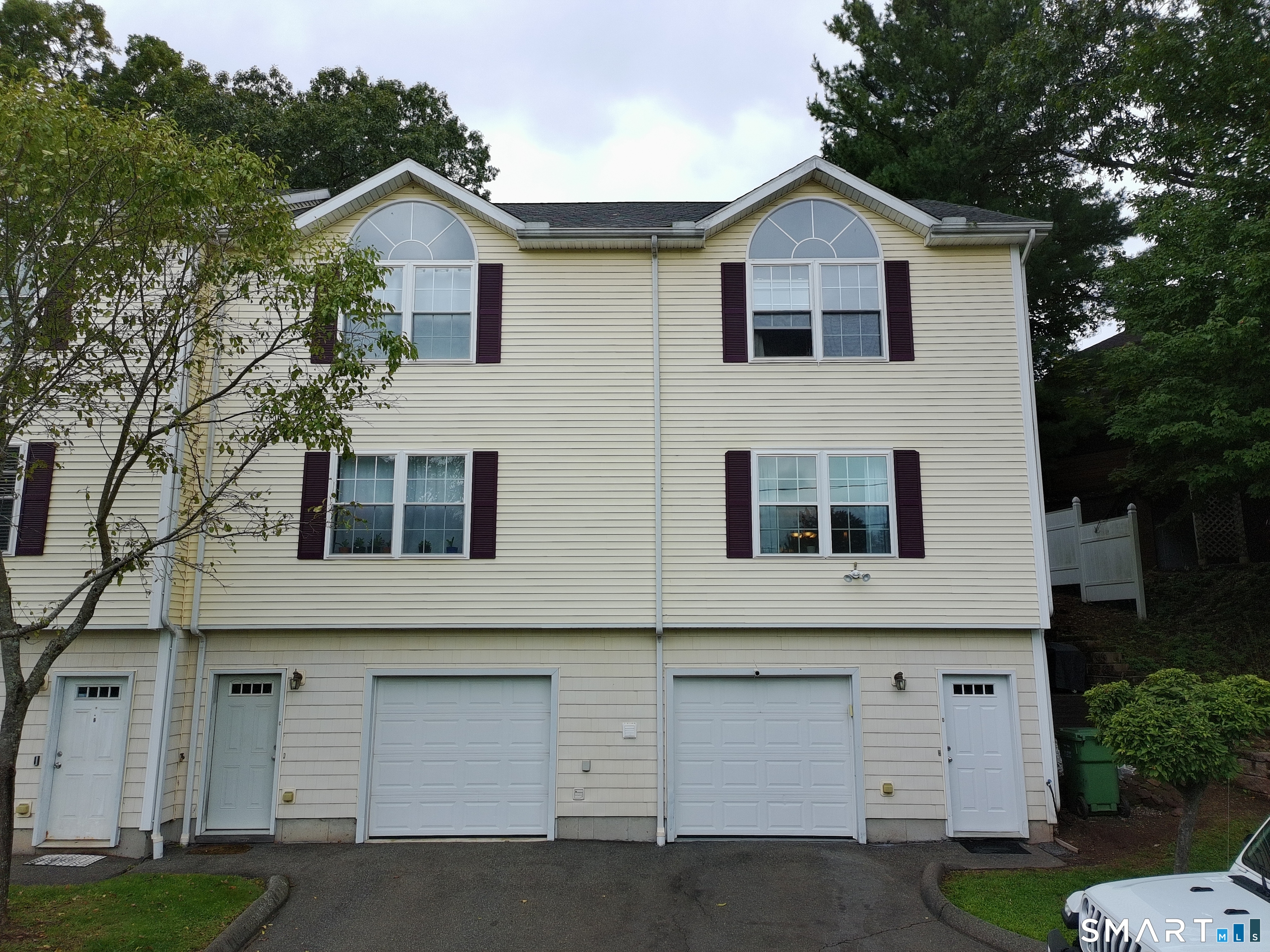 174 Woodland Street Meriden CT 06451
