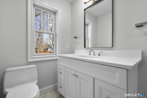 2455 Boston Post Road Guilford CT 06437