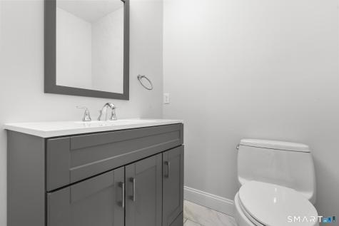 2455 Boston Post Road Guilford CT 06437