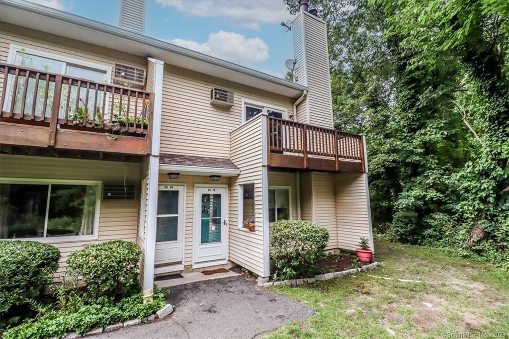 8 Rose Lane Danbury CT 06811