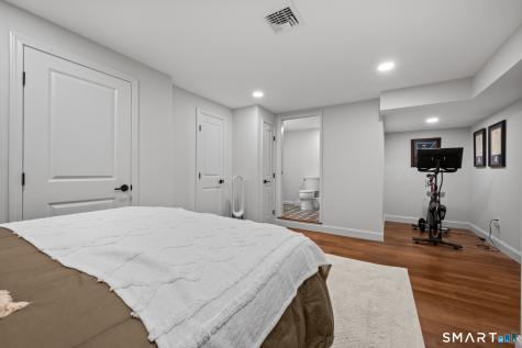 323 Sterling Drive Newington CT 06111