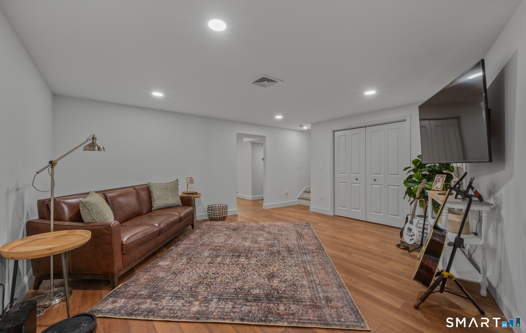323 Sterling Drive Newington CT 06111