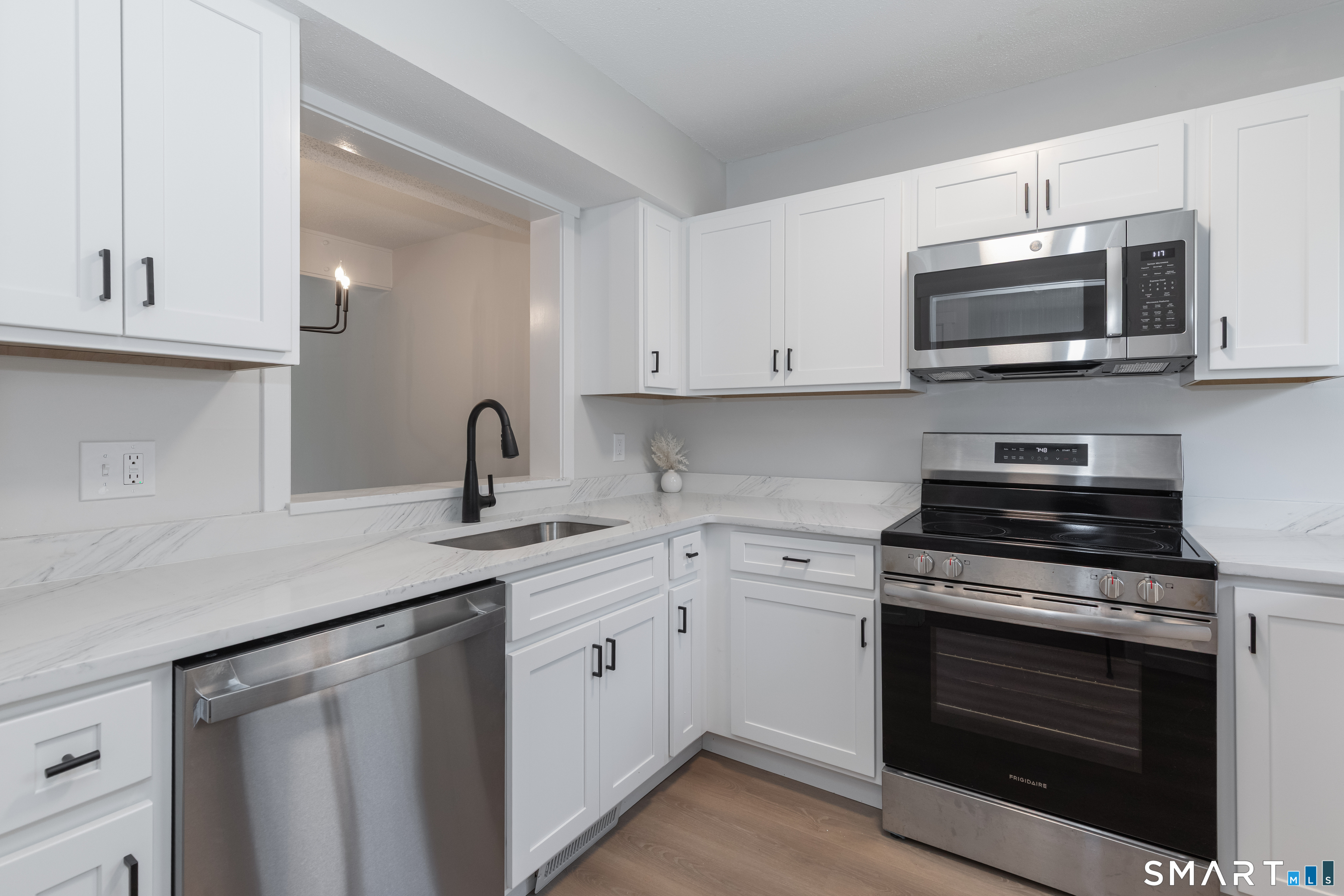 47 Woods Way Woodbury CT 06798