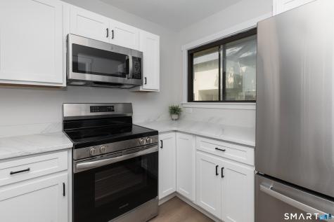 47 Woods Way Woodbury CT 06798