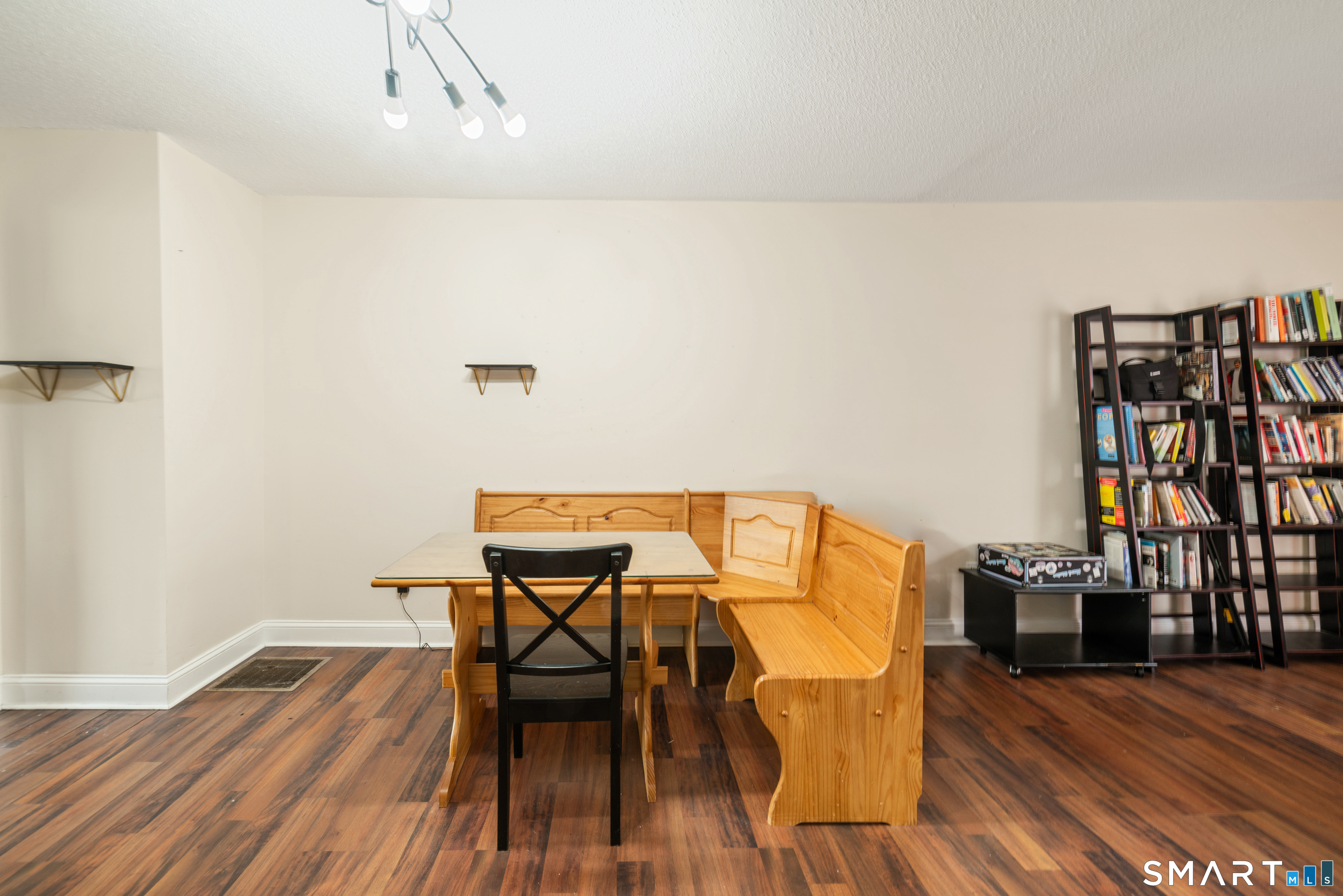 827 Oronoke Road Waterbury CT 06708