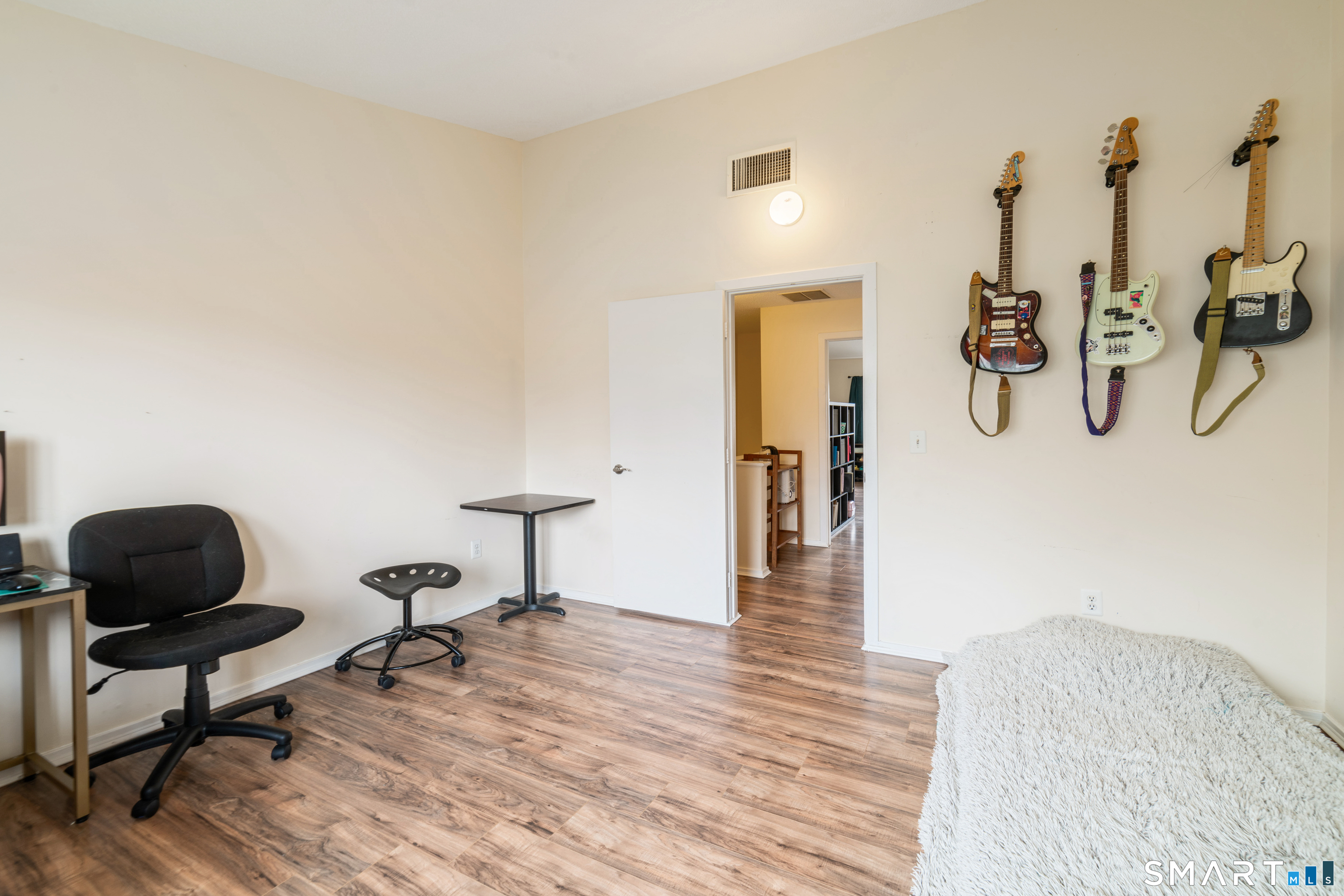 827 Oronoke Road Waterbury CT 06708