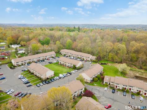 827 Oronoke Road Waterbury CT 06708