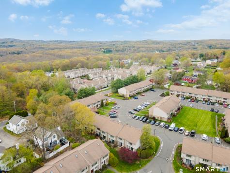 827 Oronoke Road Waterbury CT 06708