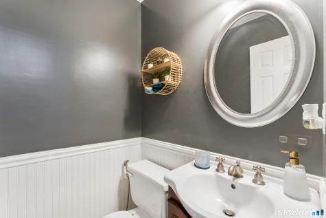 264 Conestoga Way Glastonbury CT 06033