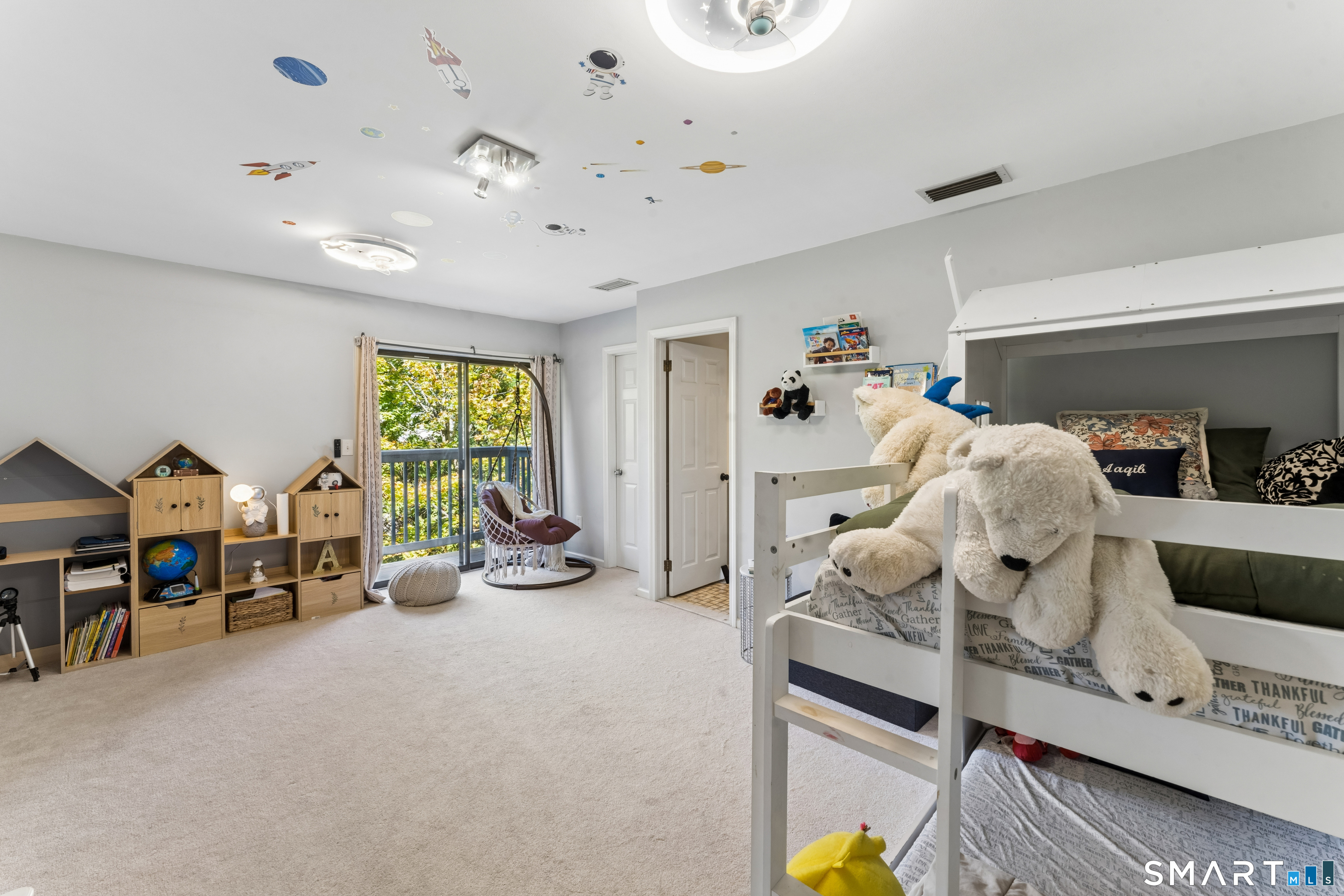 264 Conestoga Way Glastonbury CT 06033