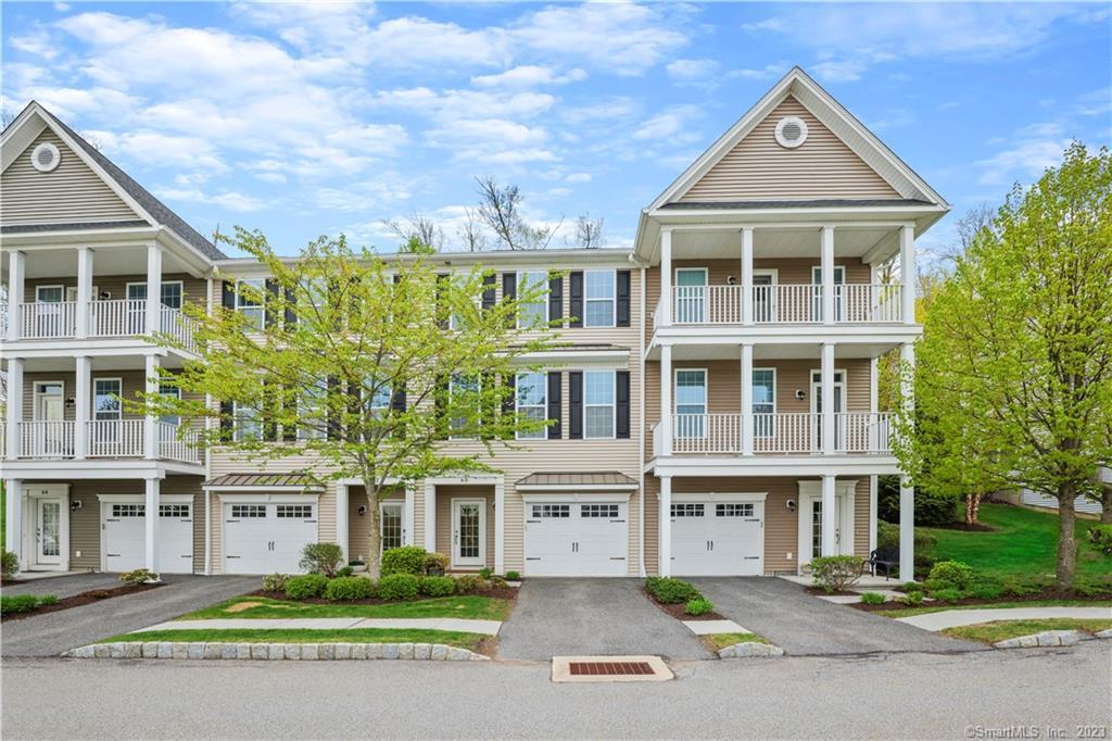 60 Warrington Round Danbury CT 06810