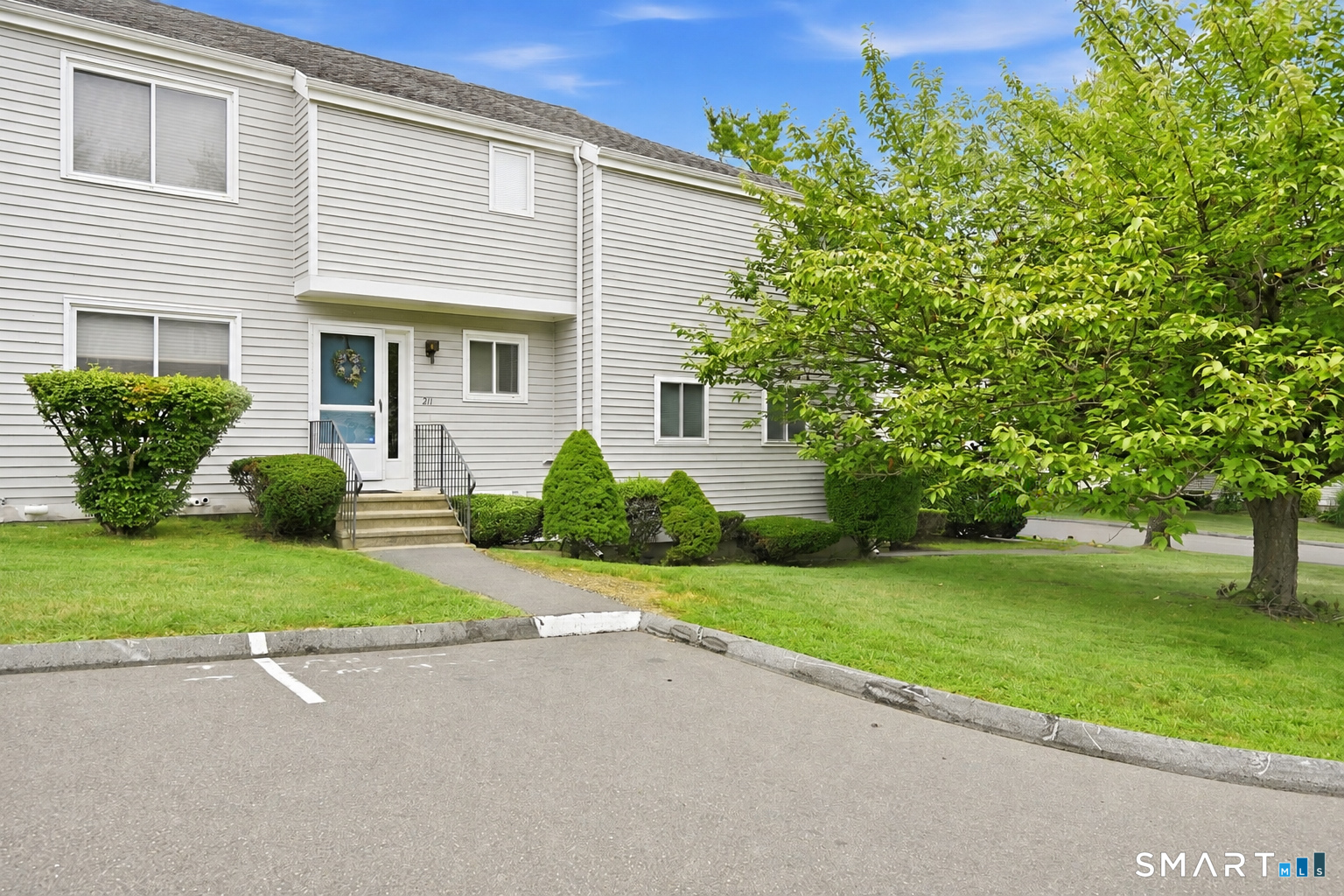 211 Greens Farm Road Branford CT 06405