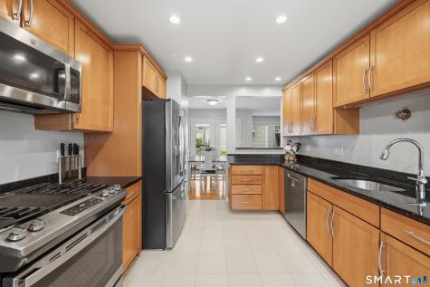 211 Greens Farm Road Branford CT 06405
