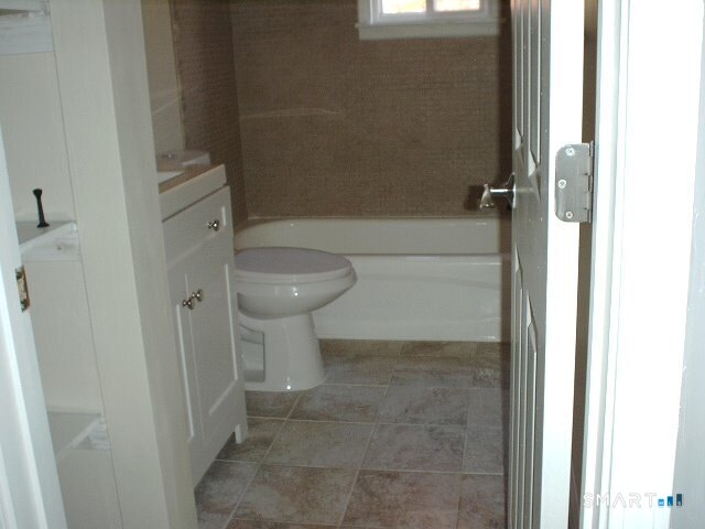 161 Cynthia Lane Middletown CT 06457