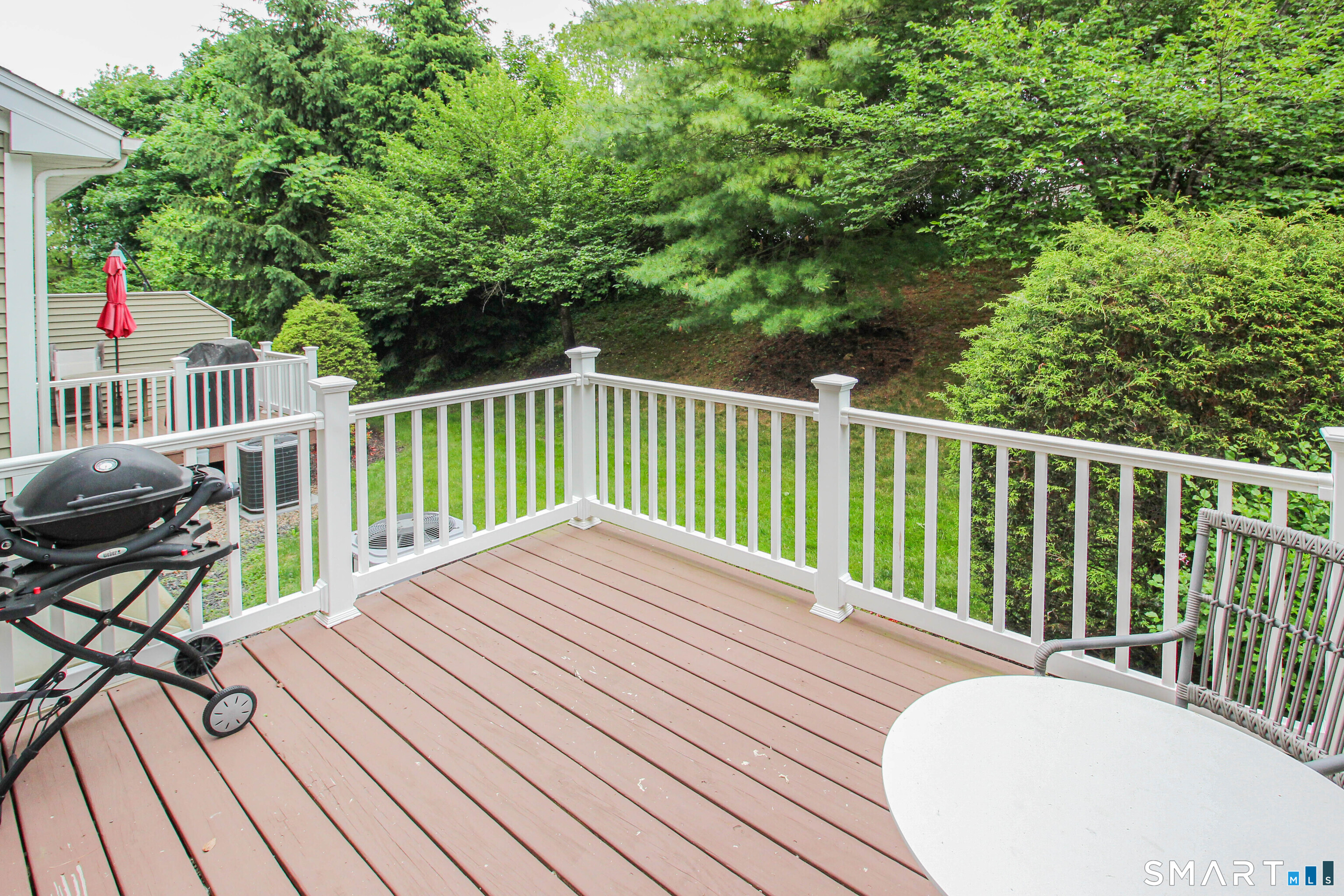 6 Lawrence Avenue Danbury CT 06810