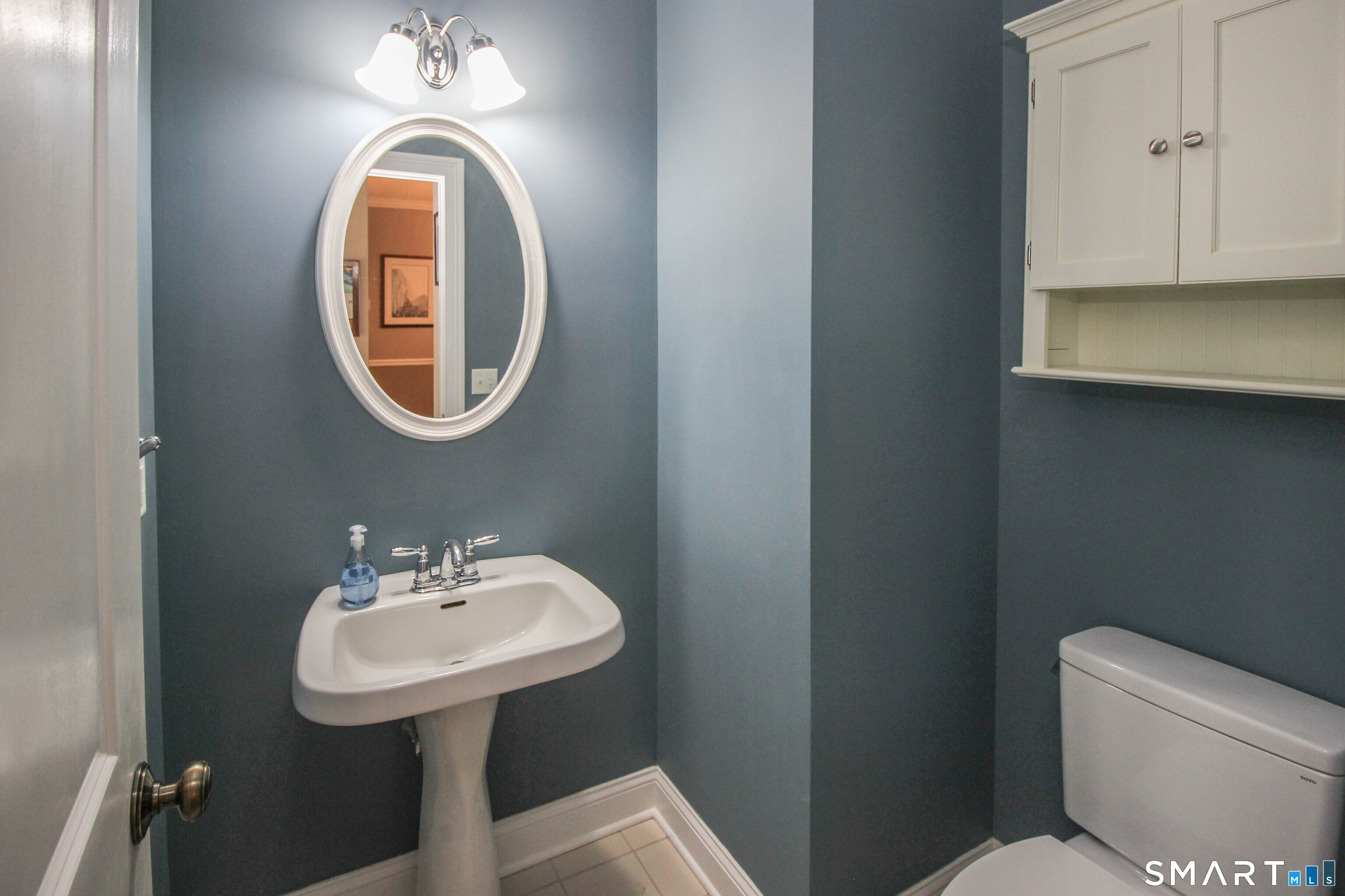 6 Lawrence Avenue Danbury CT 06810