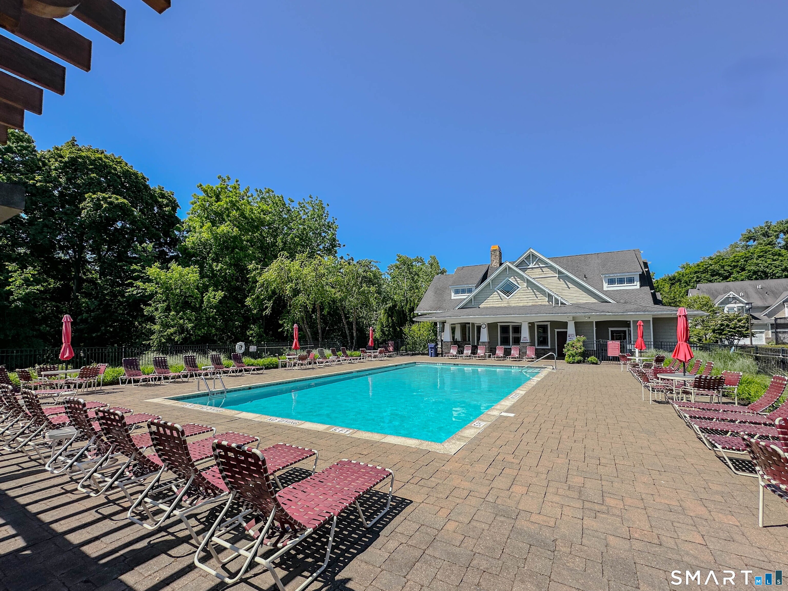 6 Lawrence Avenue Danbury CT 06810