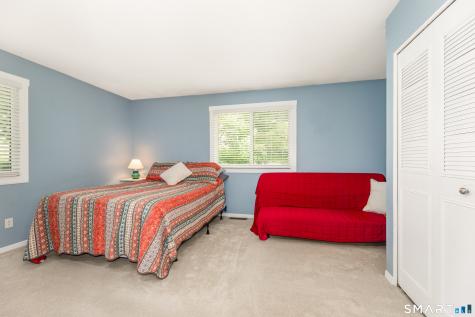 86 Hampton Park Branford CT 06405