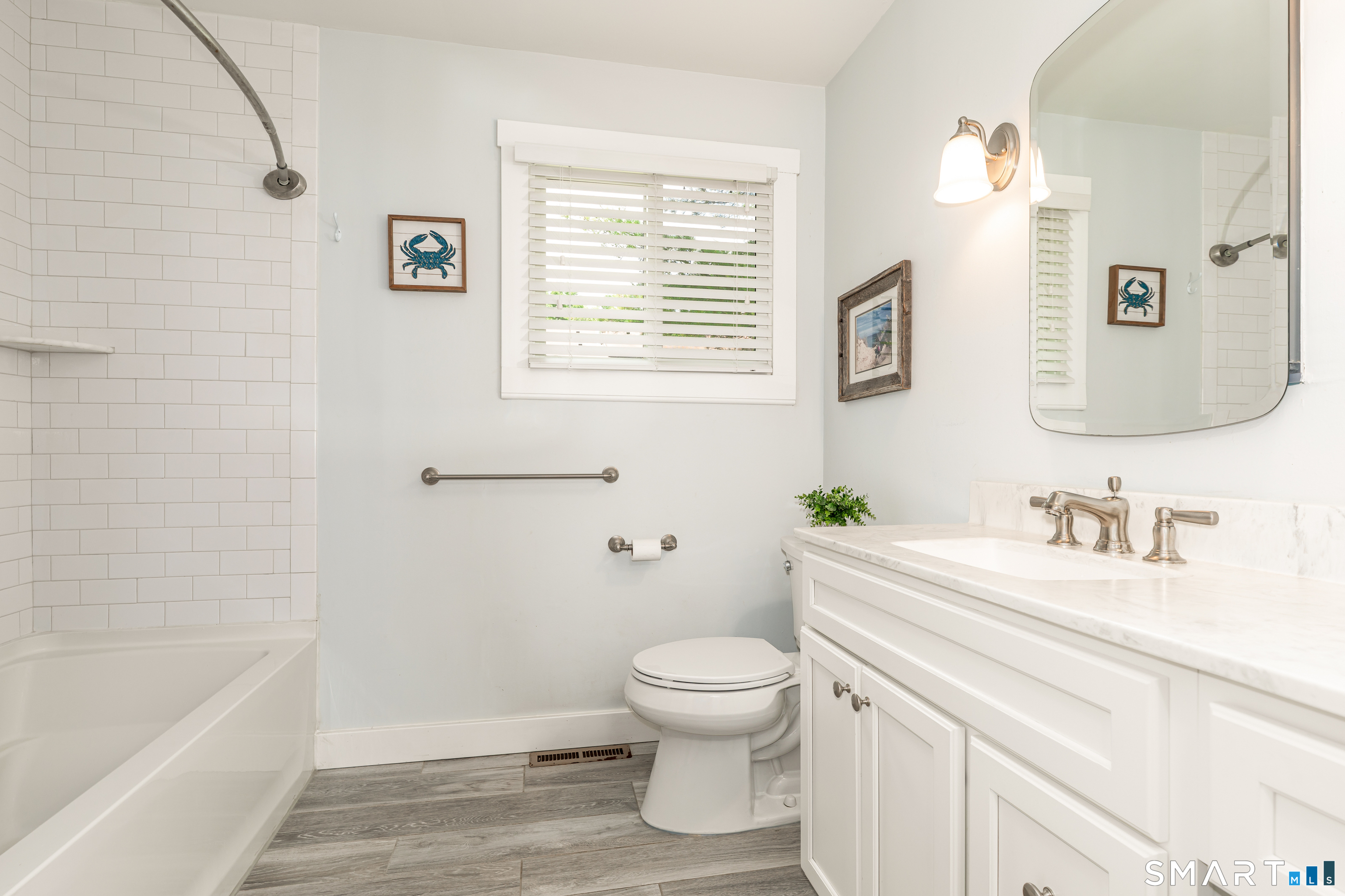 86 Hampton Park Branford CT 06405