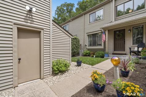 87 Farmington Chase Crescent Farmington CT 06032