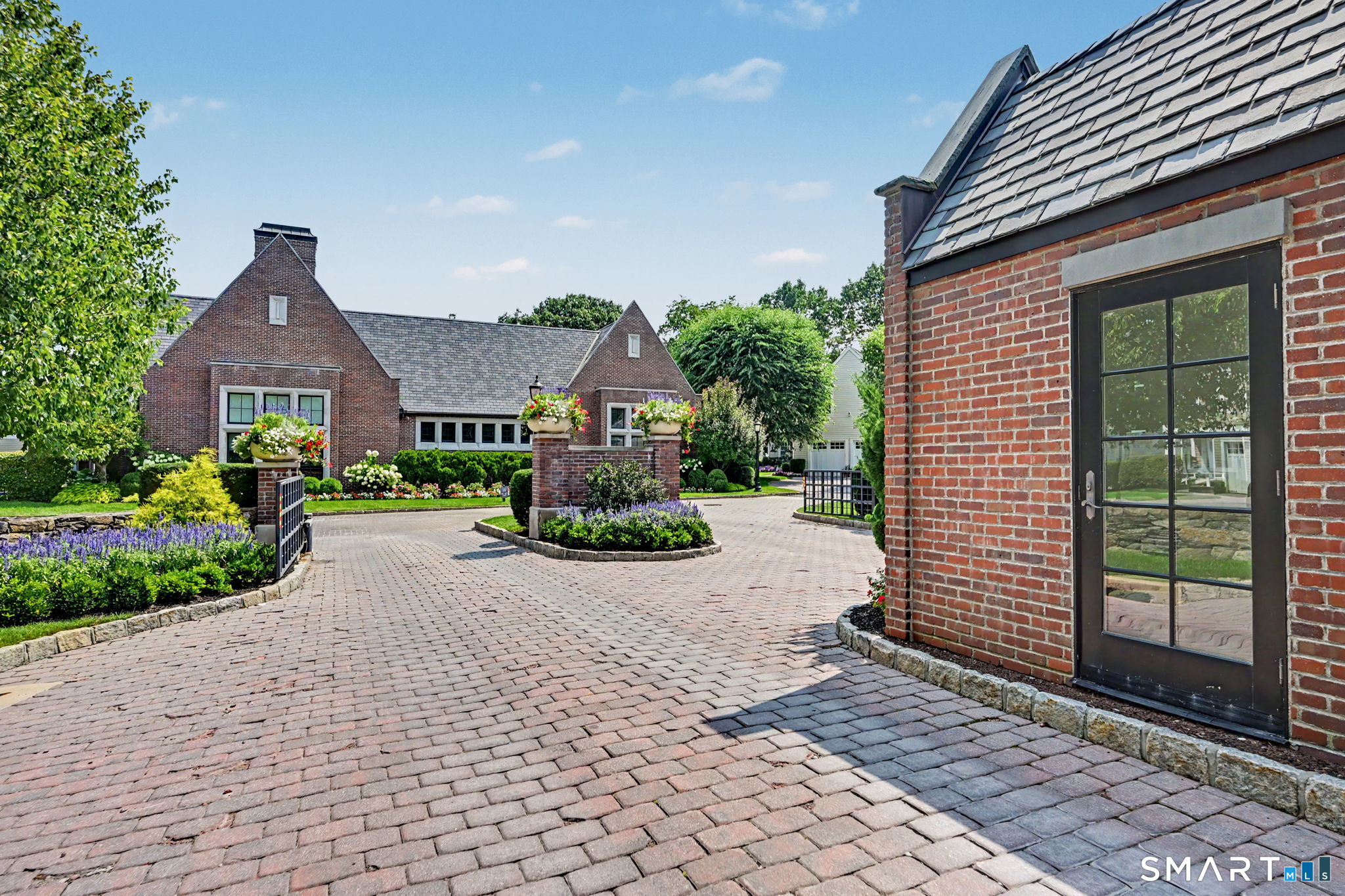 77 Havemeyer Lane Stamford CT 06902