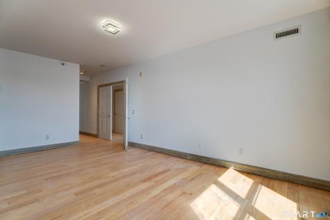 343 Beach Street West Haven CT 06516