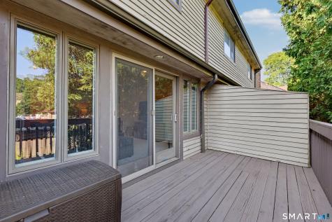 2289 Bedford Street Stamford CT 06905