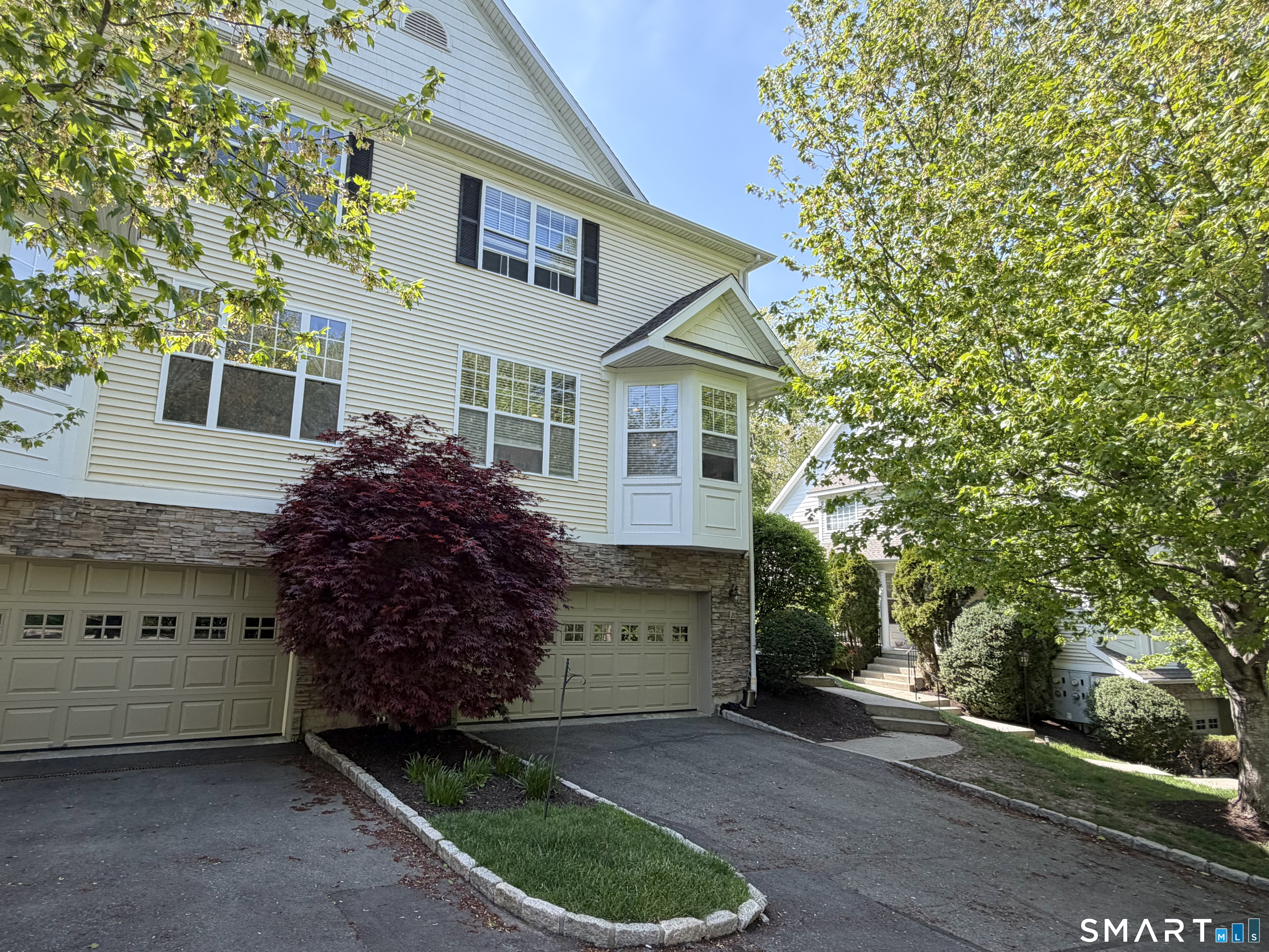 21 Woodcrest Lane Danbury CT 06810