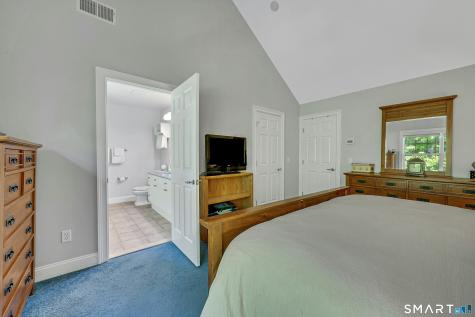 21 Woodcrest Lane Danbury CT 06810