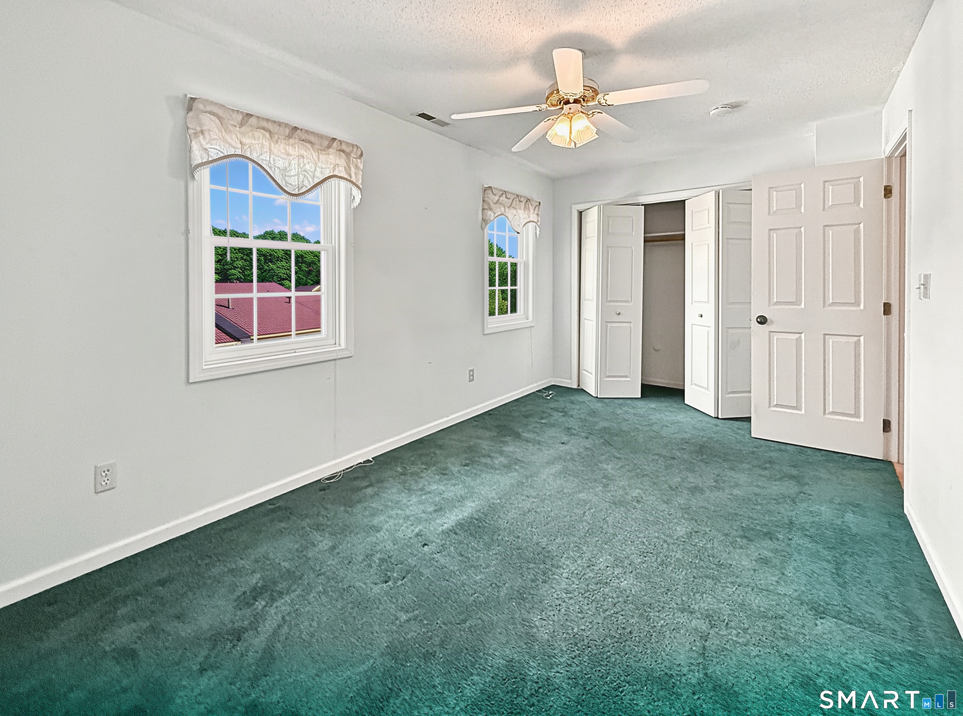 113 Summit Commons Derby CT 06418