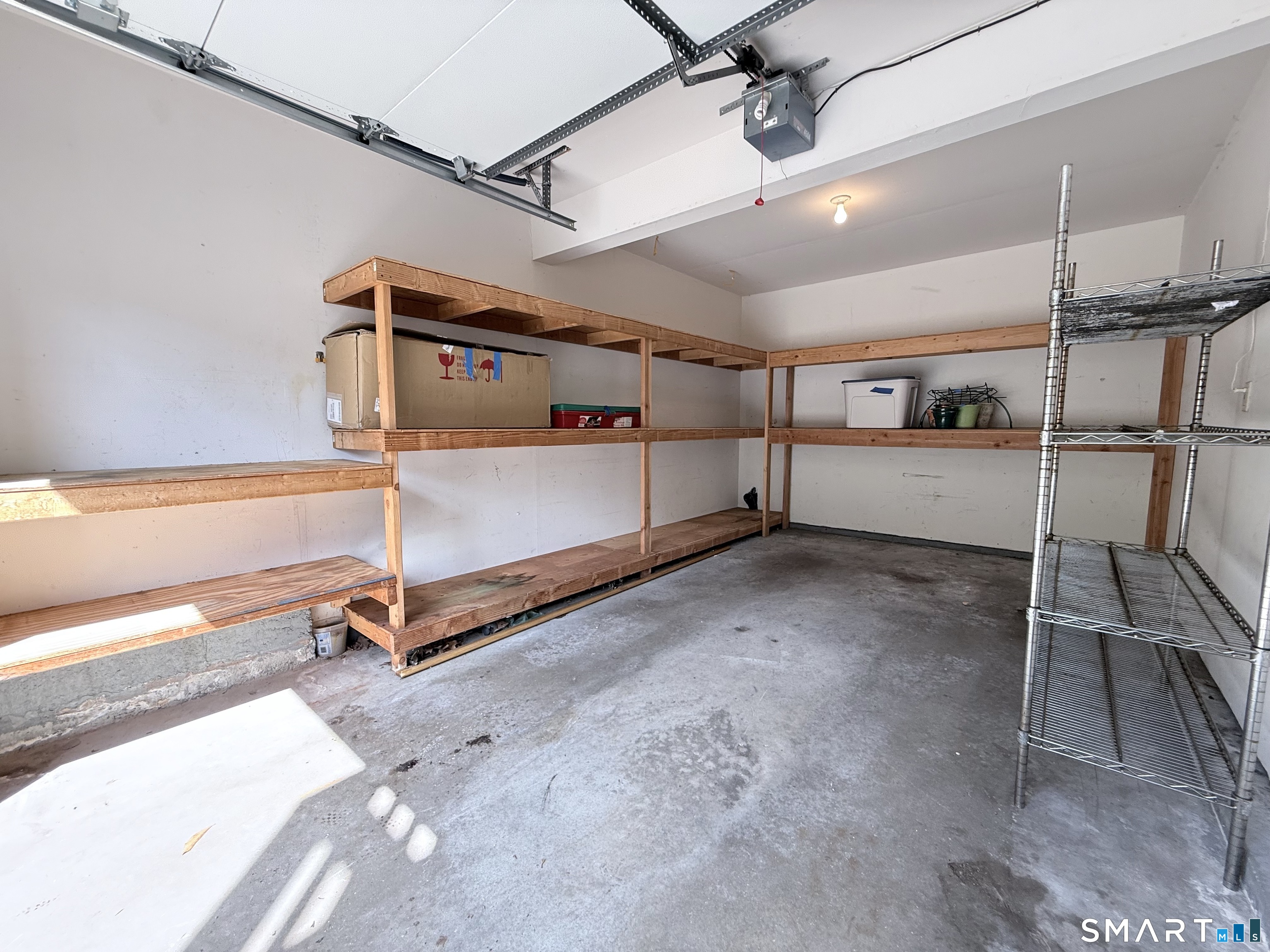 113 Summit Commons Derby CT 06418