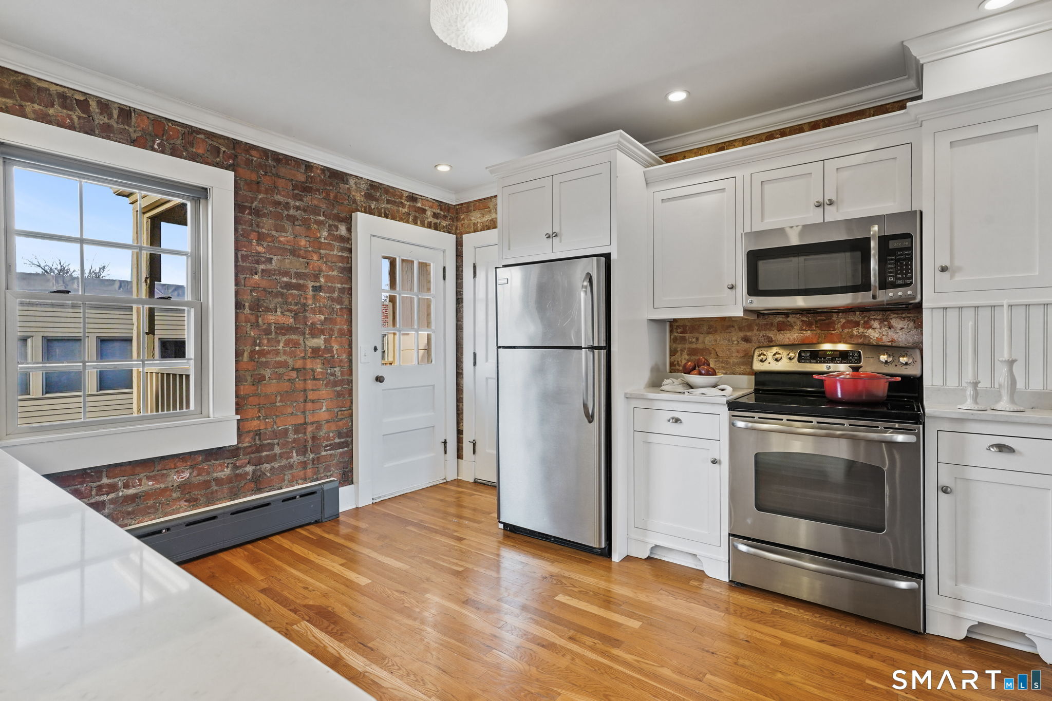 27 Nash Lane Bridgeport CT 06605