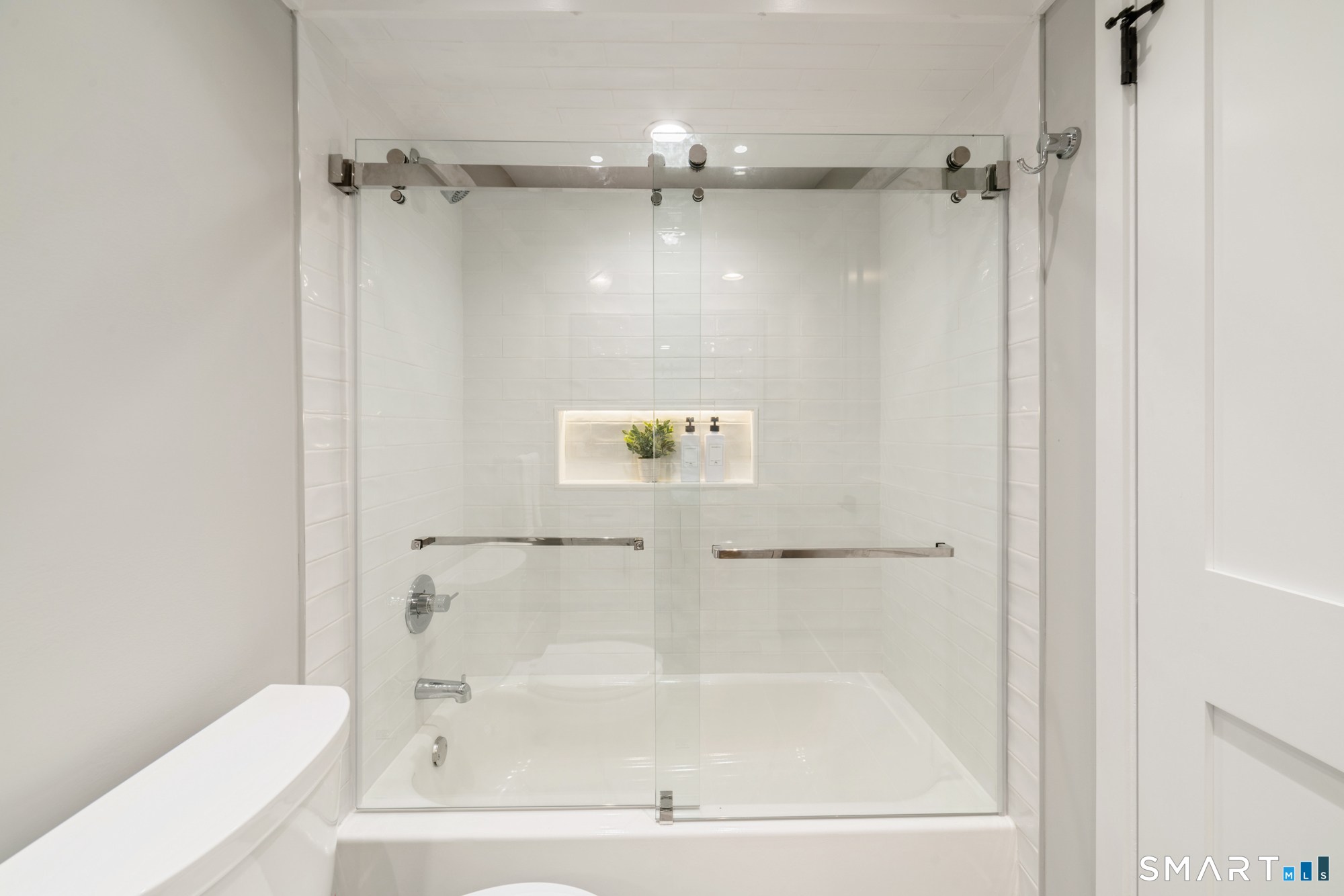 132 Heritage Village Southbury CT 06488