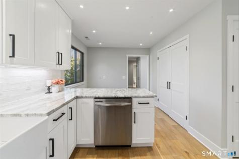 132 Heritage Village Southbury CT 06488