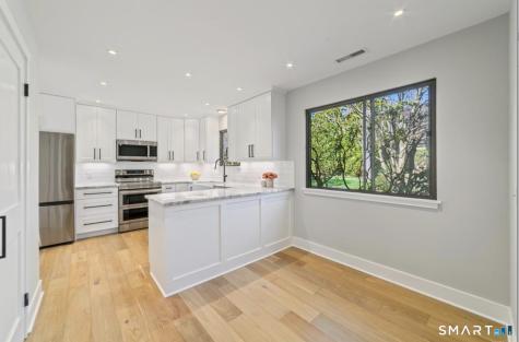 132 Heritage Village Southbury CT 06488