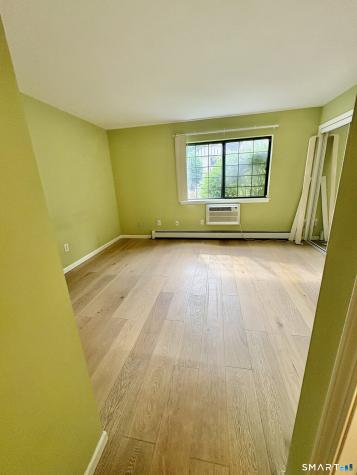 559 Swanson Crescent Milford CT 06461
