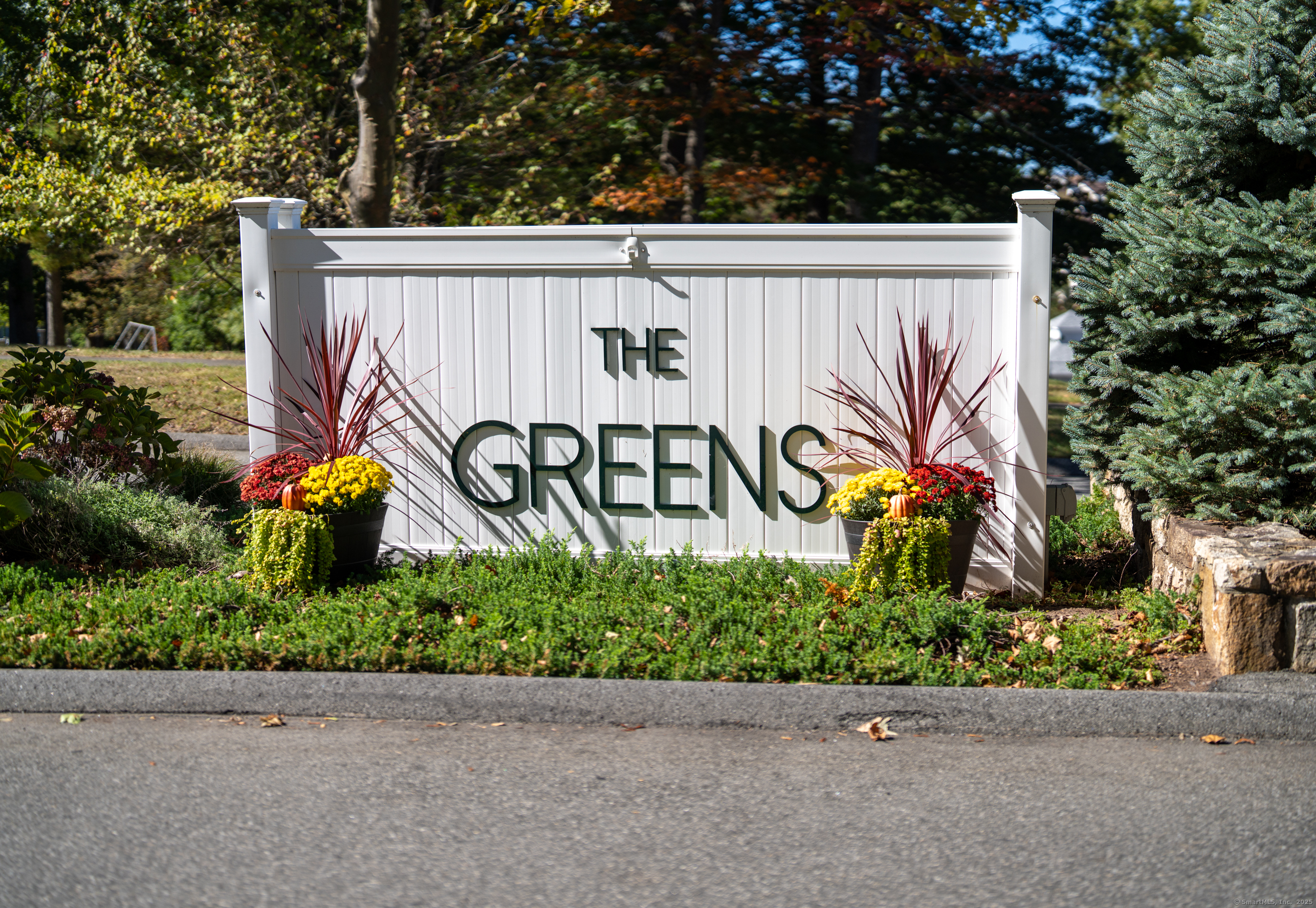 323 Walden Green Road Branford CT 06405