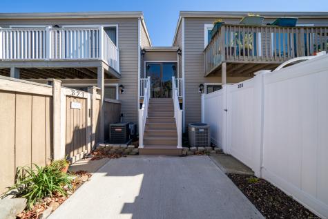 323 Walden Green Road Branford CT 06405