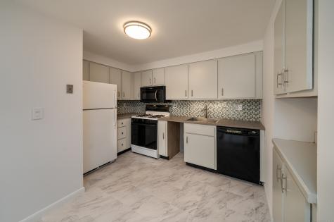 323 Walden Green Road Branford CT 06405